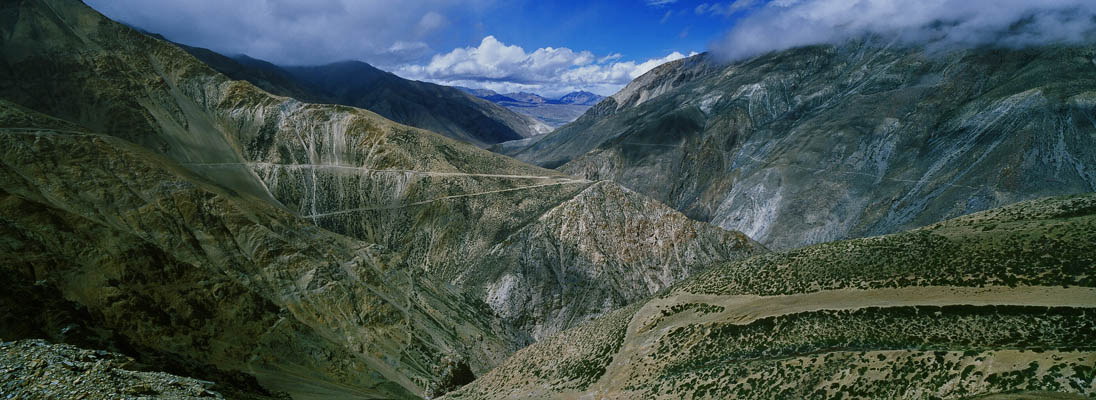Sher - zpadn hranice mezi Neplem a Tibetem smrem k hoe Kailas